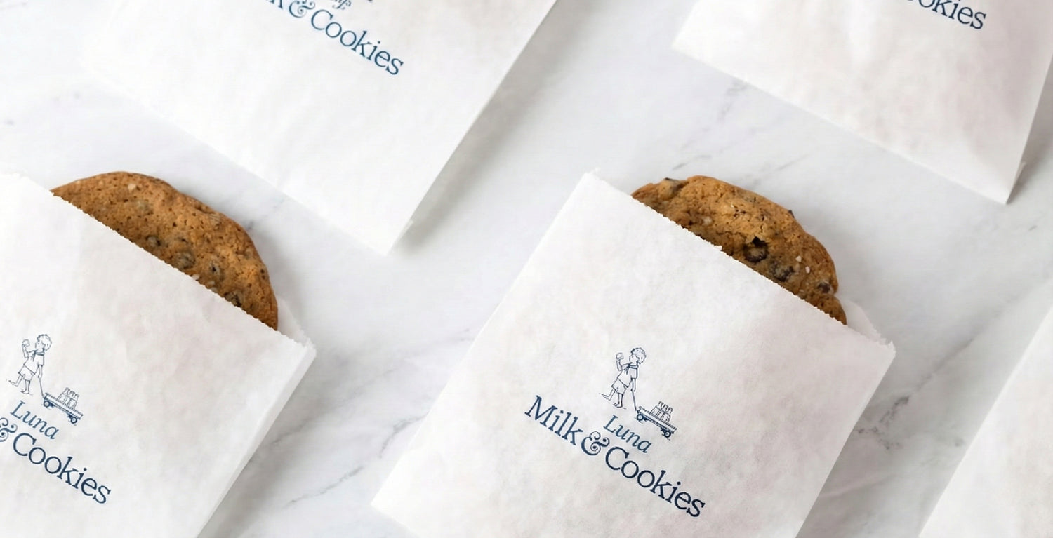 Custom printed greaseproof paper bag with eco-friendly food-safe ink